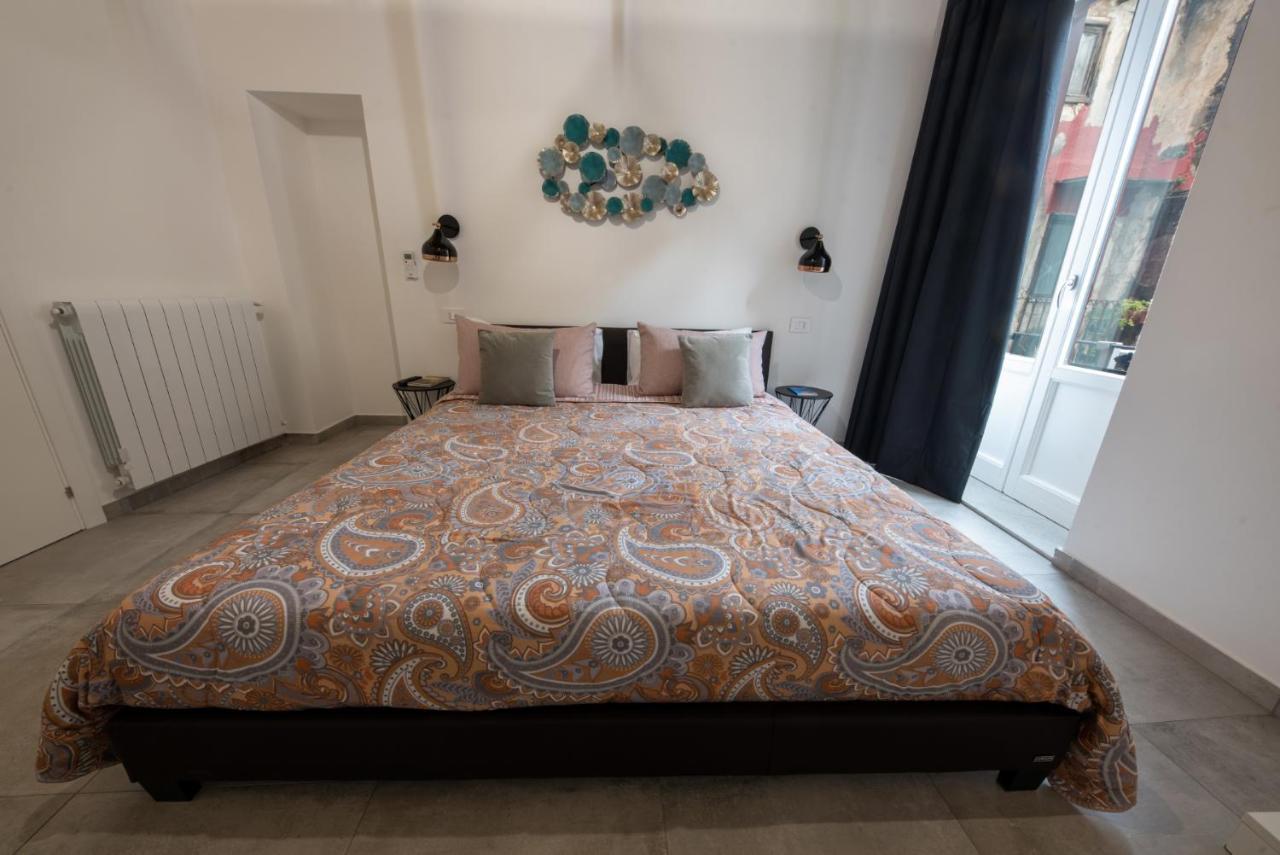 Casta Diva Luxury Apartments ปาแลร์โม ภายนอก รูปภาพ